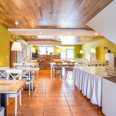 Apartmany Karmon Park Veľký Meder Bagian luar foto