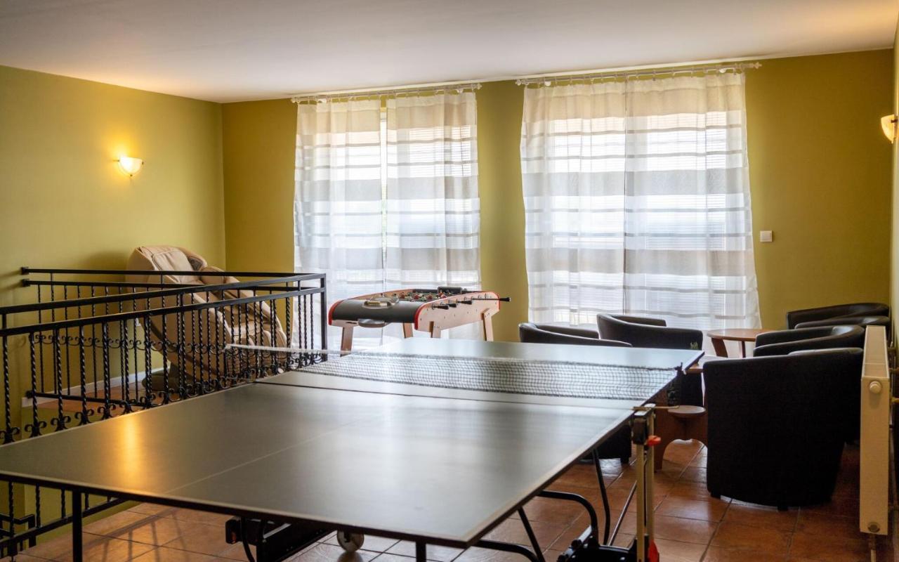 Apartmany Karmon Park Veľký Meder Bagian luar foto